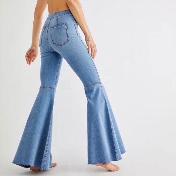 We The Free Just Float on Flare Bell Bottom Jeans | Size 32 - Picture 3 of 7